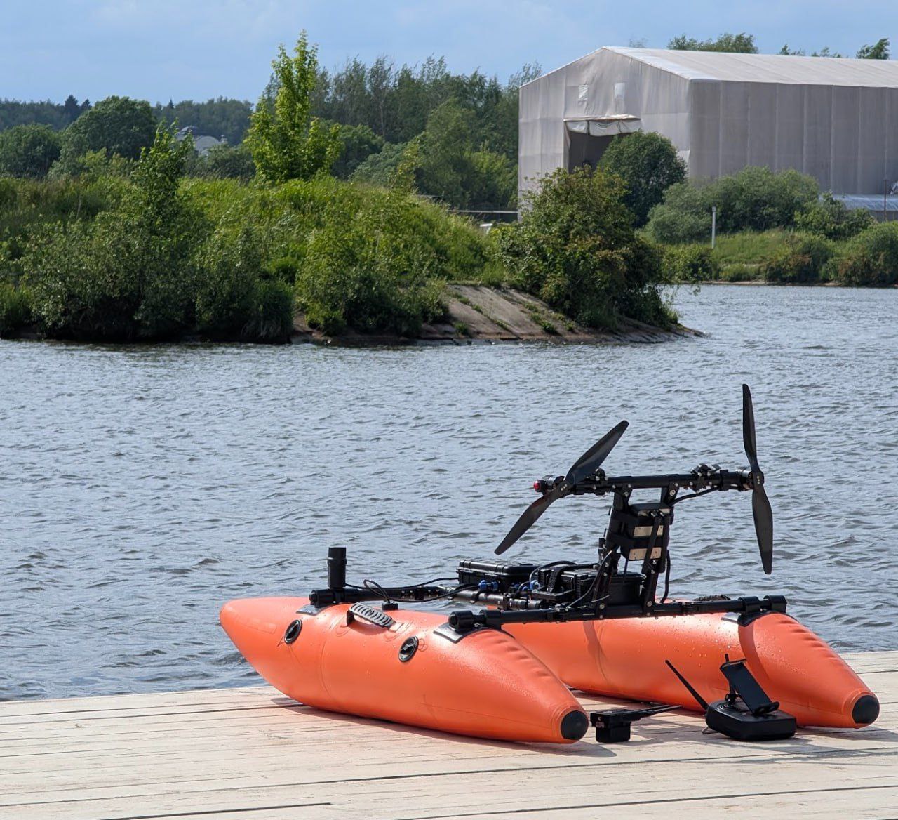 Гидробот MOL’T Boats — промеры “здесь и сейчас”, где бы ни был объект Наше устройство изначально проектировалось для внутренних водоёмов и прибрежных зон (реки, озёра, причалы).